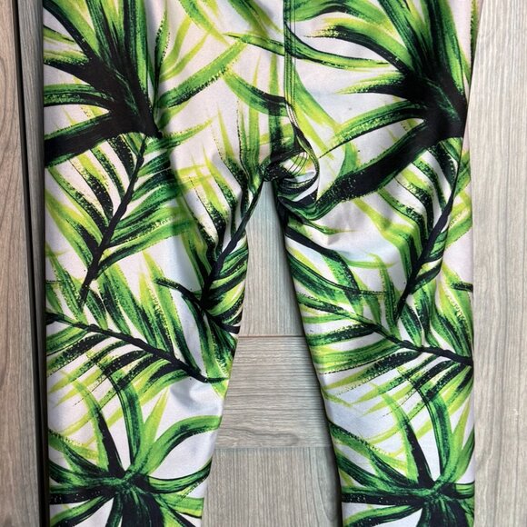 NWT Pineapple clothing Island Life leggings - Picture 2 of 3